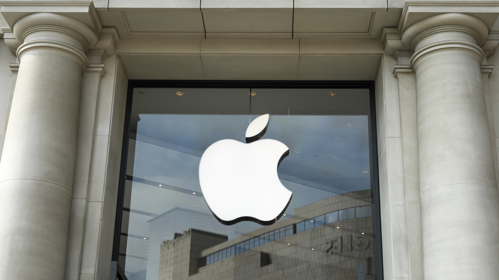 Apple has new in-app transaction commission rates for EU devs
