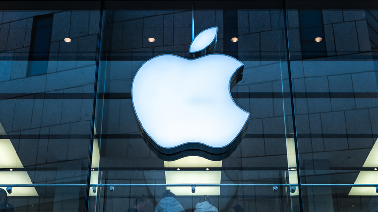 Apple stara się o zgodę na zakup chipów od chińskiej firmy z czarnej listy USA