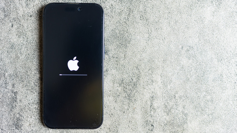 Apple's Hide My Email has a vulnerability that can expose real addresses