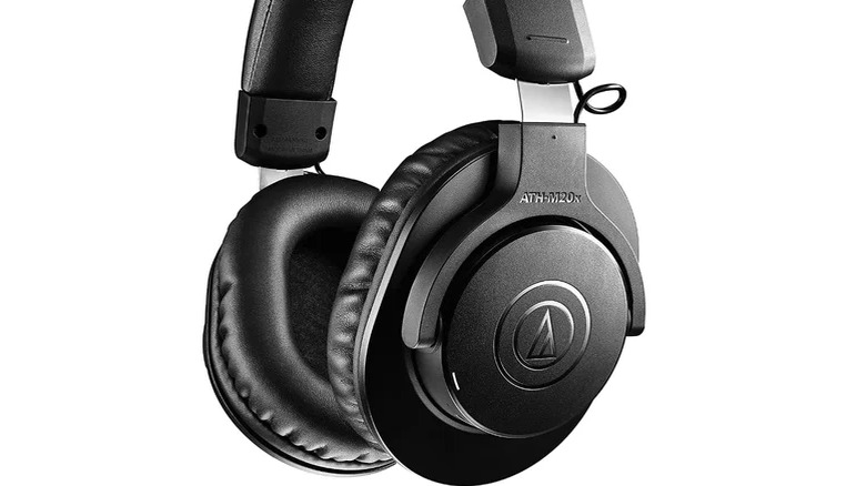 Audio-Technica ATH-M20xBT headphones
