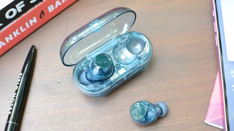 Sony WF-C710N earbuds.