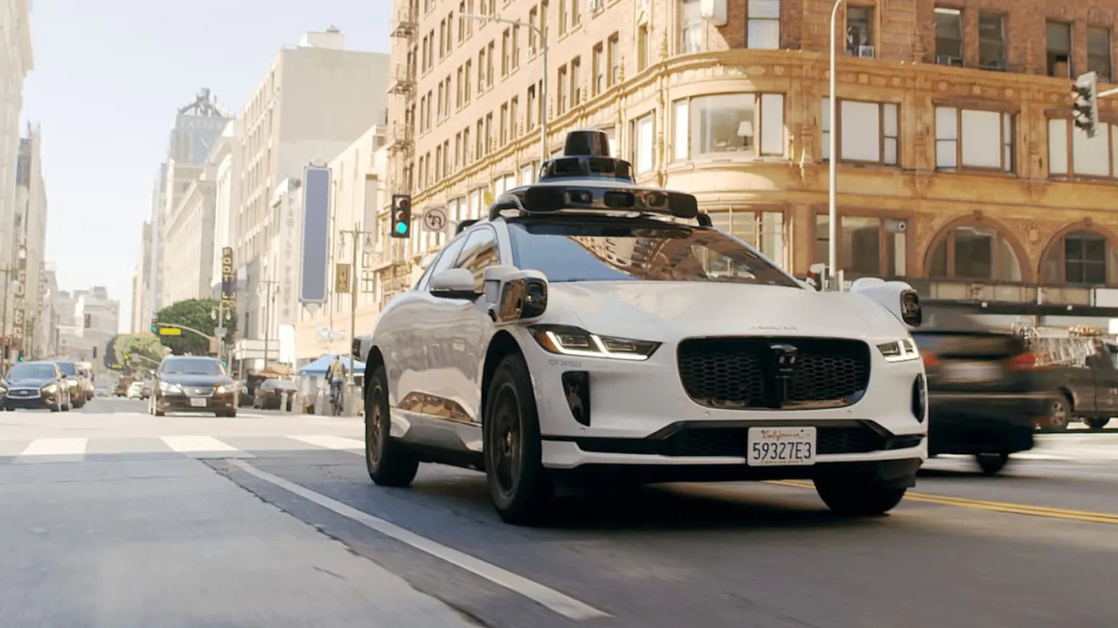 https://www.engadget.com/img/gallery/california-will-fine-robotaxi-companies-if-their-vehicles-block-first-responders/l-intro-1791033360.jpg