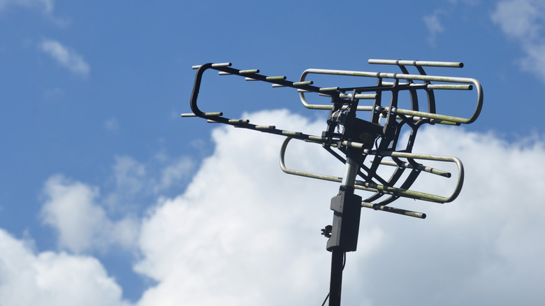 Outdoor TV antenna mounted on the roof.