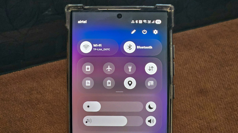 Quick Panel on a Samsung phone.
