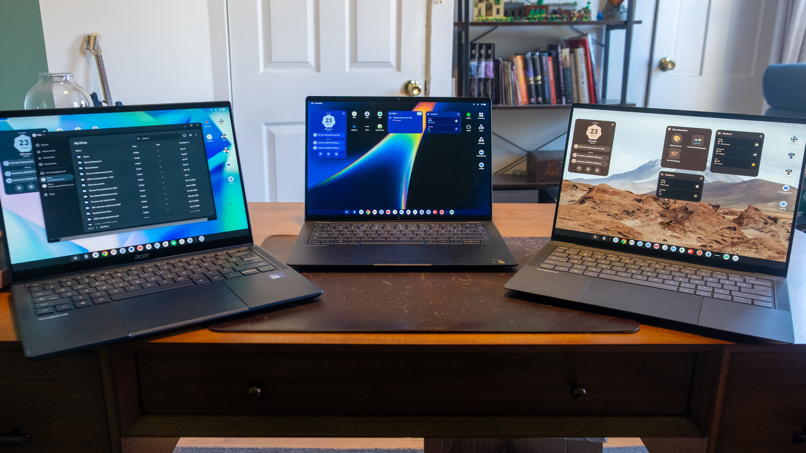 https://www.engadget.com/img/gallery/despite-good-initial-hardware-the-googlebook-os-is-holding-the-platform-back/l-intro-1793383802.jpg