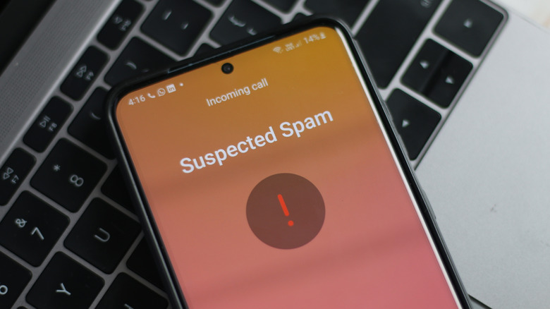 A suspected call being screened by an Android smartphone.