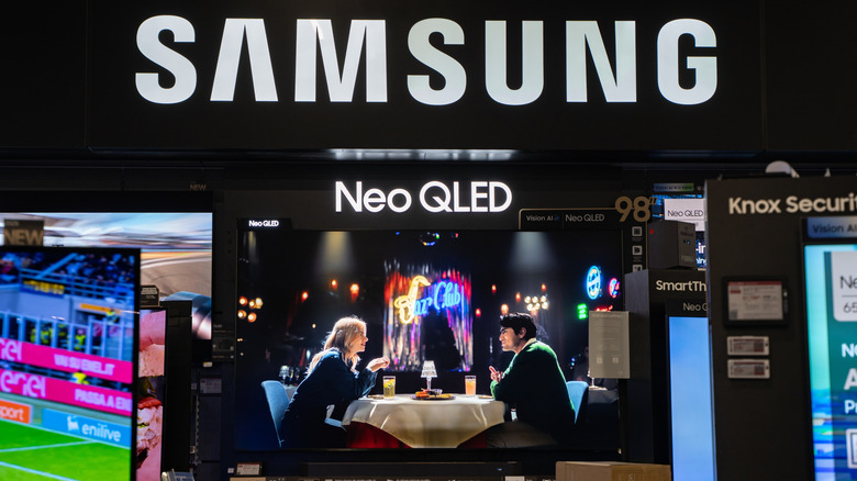 A Samsung TV display in an electronics store.