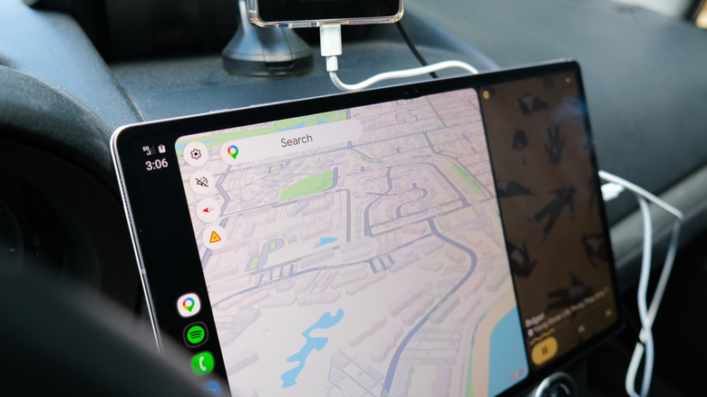 Android Auto running on Samsung Galaxy Tab S10 Ultra via Open Headunit app