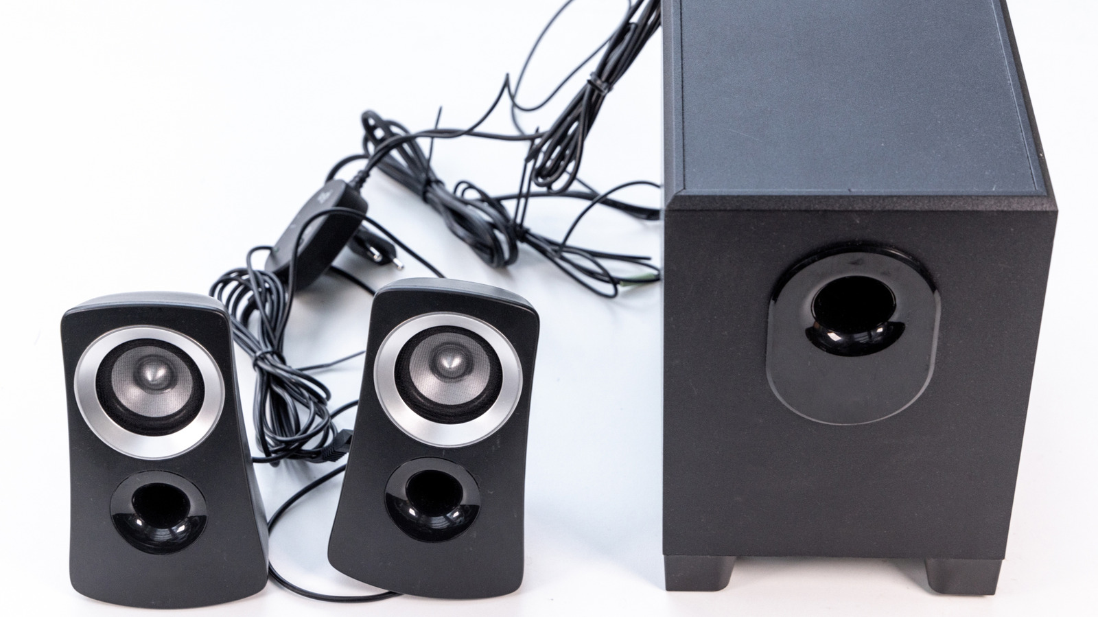 https://www.engadget.com/img/gallery/dont-throw-away-your-old-speakers-use-them-for-your-tv-instead/l-intro-1792506662.jpg