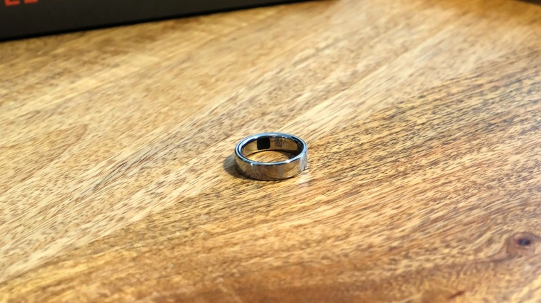 The Oura Ring 5 on a table.
