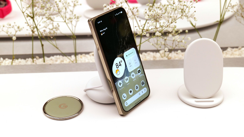 While a new processor, main camera sensor and faster charging are nice, I don't think Google is doing enough to upgrade the Pixel 11 Pro Fold.
