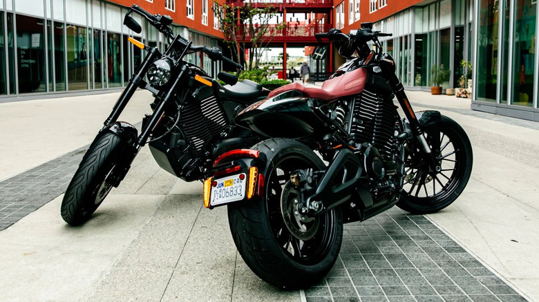 LiveWire's S2 Mulholland electric motorbike is shown from two angles in a press image.