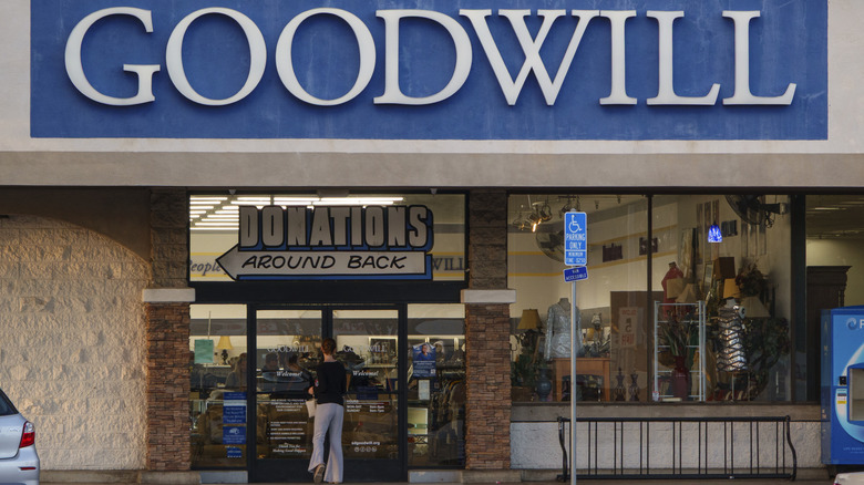 Storefront for a Goodwill Location