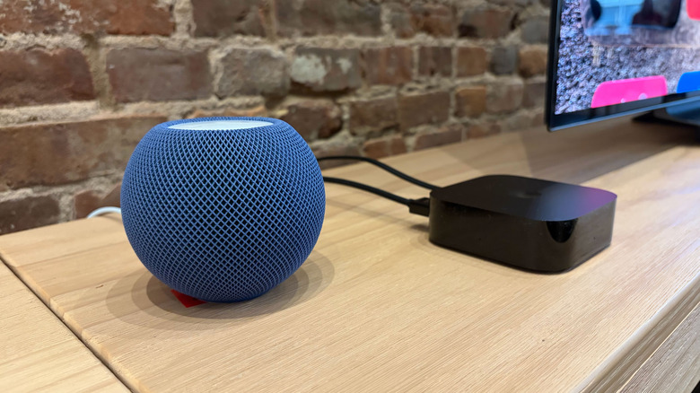 The HomePod mini 2 and Apple TV 4K.