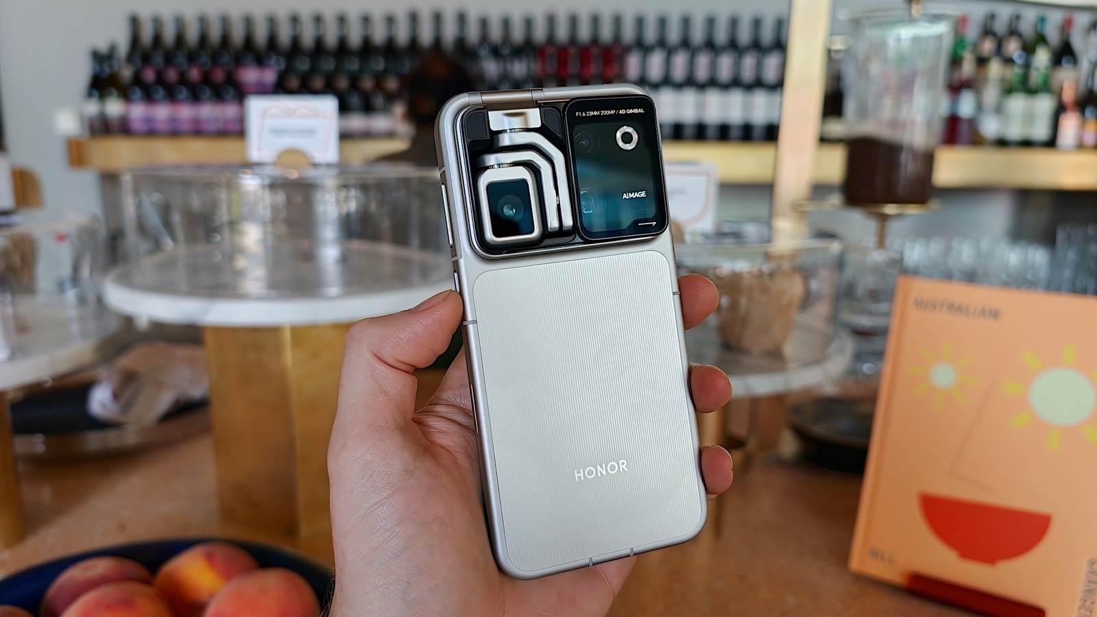 Honor Robot Phone hands-on: A gimbal phone experiment with promising results