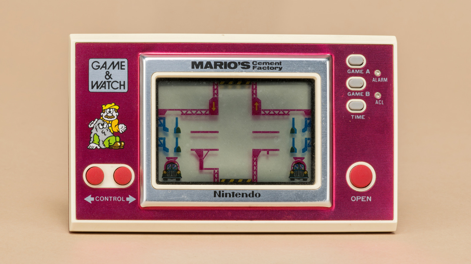 How Nintendo's Game & Watch was inspired by a calculator and boredom