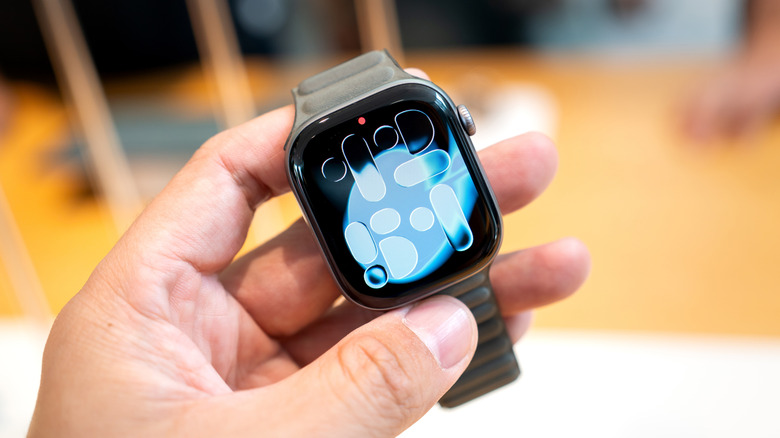 Как часто нужно перезагружать Apple Watch?