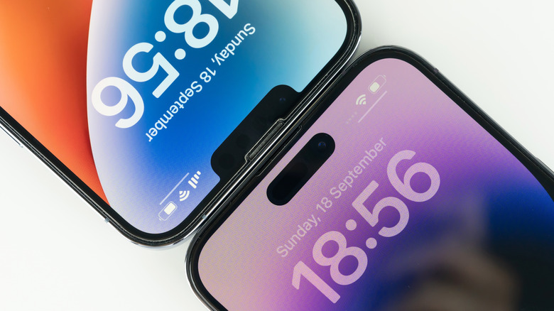 Two iPhone models showing the notch and Dynamic Island