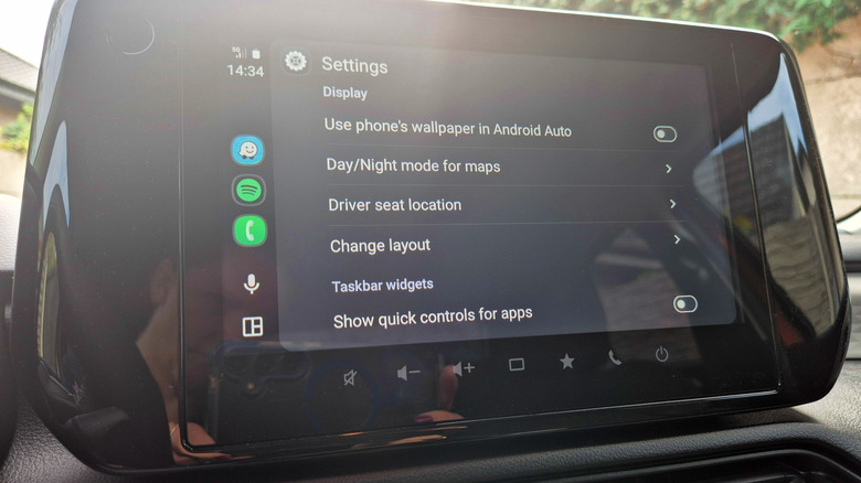Android Auto on Suzuki Swift display.