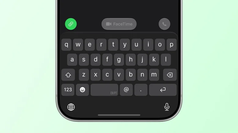 Button to share a FaceTime call link in the iPhone app.