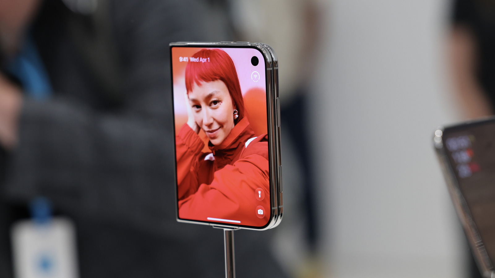 https://www.engadget.com/img/gallery/how-to-pre-order-the-iphone-duo-and-where-are-the-best-retailers-to-buy-it-from/l-intro-1791819941.jpg