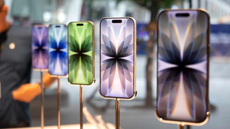 Image of a row of iPhones.