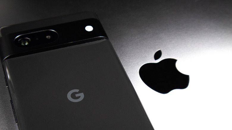 Image of both Google and Apple logos.