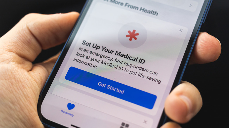 A prompt to set up Medical ID on an iPhone