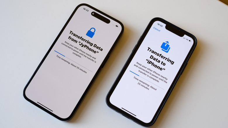 Wirelessly transferring data between two iPhones.
