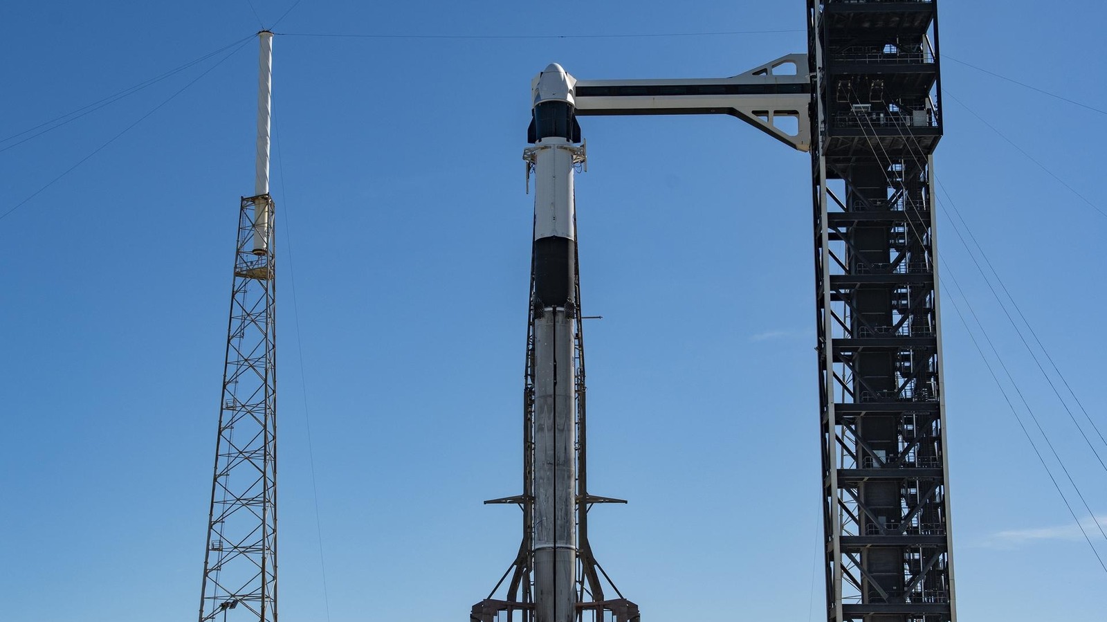 https://www.engadget.com/img/gallery/how-to-watch-nasas-crew-13-launch/l-intro-1790808278.jpg