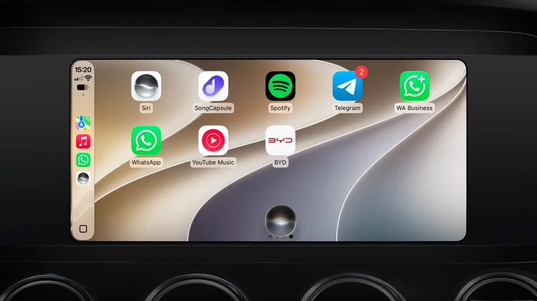 Siri AI interface on the CarPlay Home Screen.