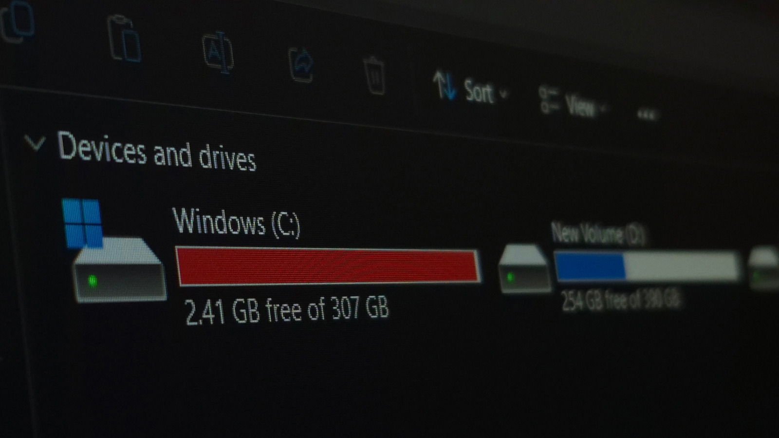 Is A 256GB SSD Better Than A 1TB Hard Drive? It Depends How You’re Using It Is A 256GB SSD Better Than A 1TB Hard Drive? It Depends How You’re Using It