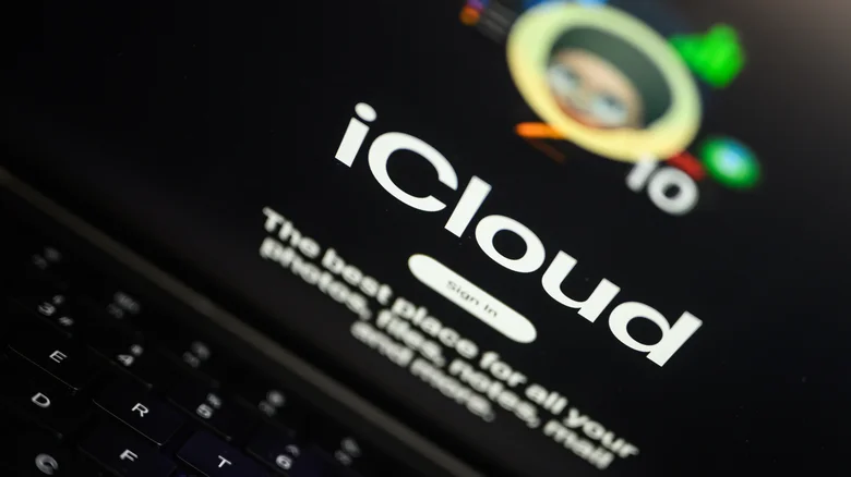 iCloud sign in website.