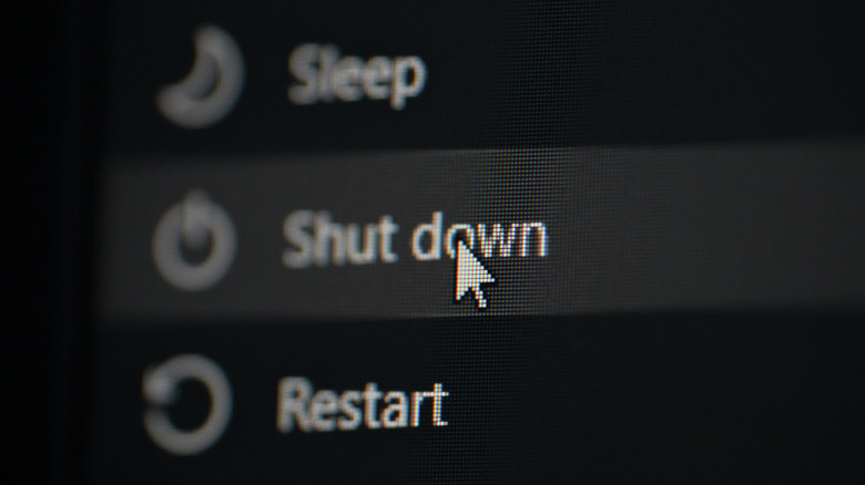 Close-up of the Windows 11 power menu on the Start Menu.
