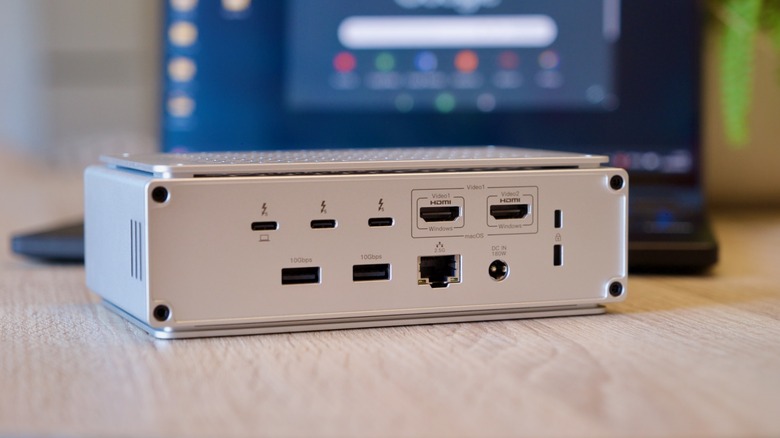 Keychron Thunderbolt 5 Dock.