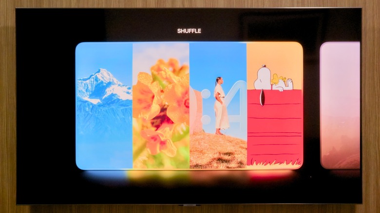A TV showing the new Shuffle screensaver option in tvOS 27.