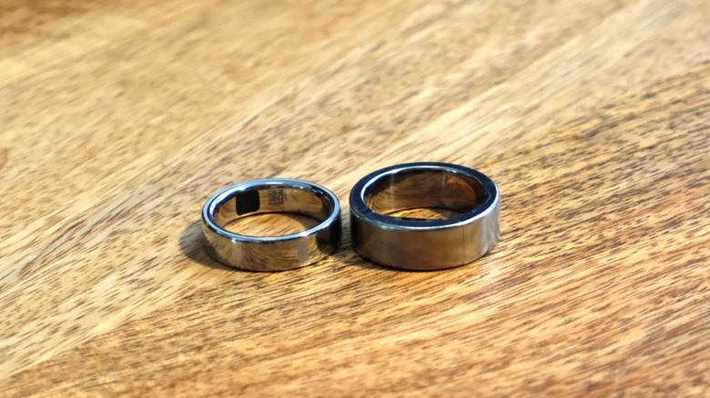 Oura Ring 5 (left) next to Ultrahuman Ring Pro (right)
