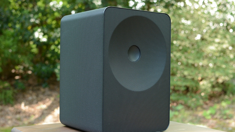 Samsung Music Studio 7 speaker.
