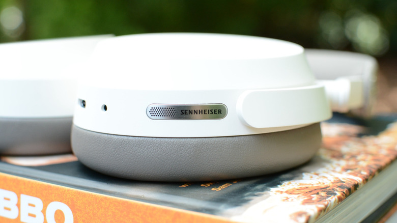 New design touches on the microphone grilles on the Momentum 5
