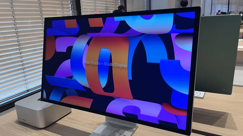 Mac Studio connected to Apple Studio Display 5K Retina monitor