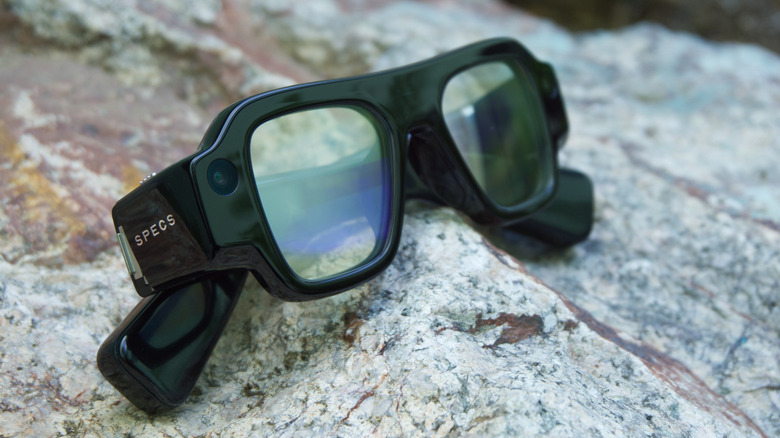 Snap's standalone AR Specs.