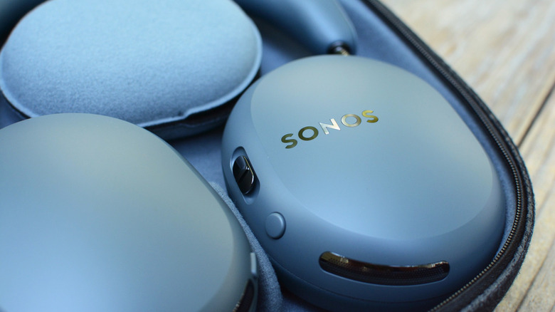 Sonos logo on the Ace Ultra.