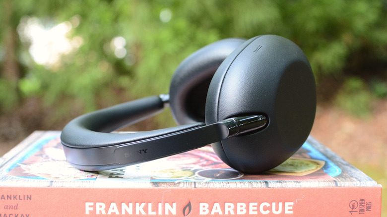 Sony's 1000X The Collexion has a redesigned headband