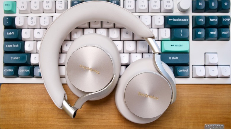 Technics EAH-A1000