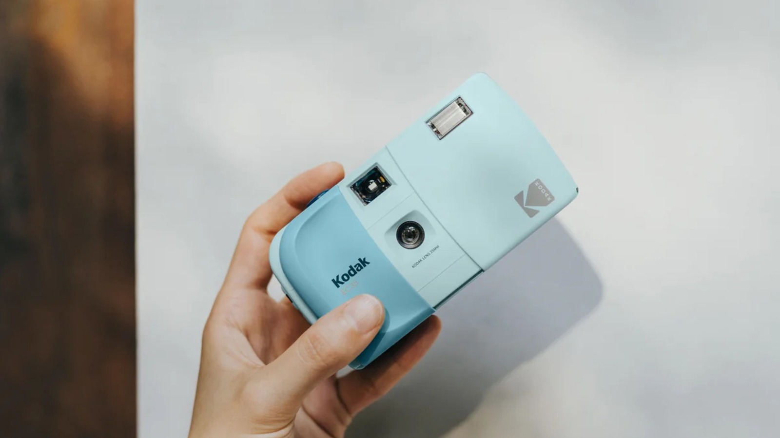 Η Kodak EC35 είναι μια τσέπη, φιλική για αρχάριους φωτογραφική μηχανή φιλμ 35 mm