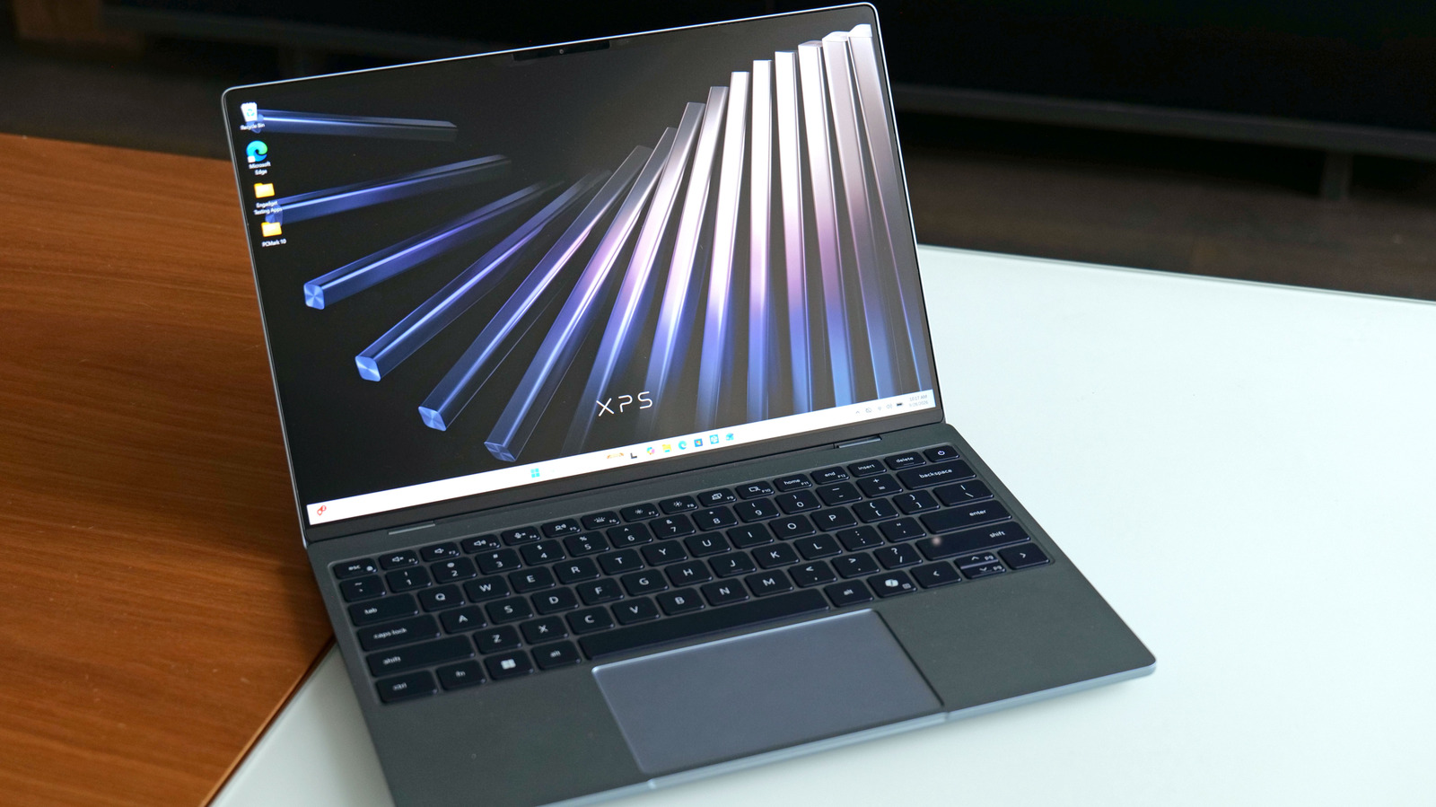 https://www.engadget.com/img/gallery/the-midrange-dell-xps-13-is-the-one-you-actually-want/l-intro-1790615912.jpg