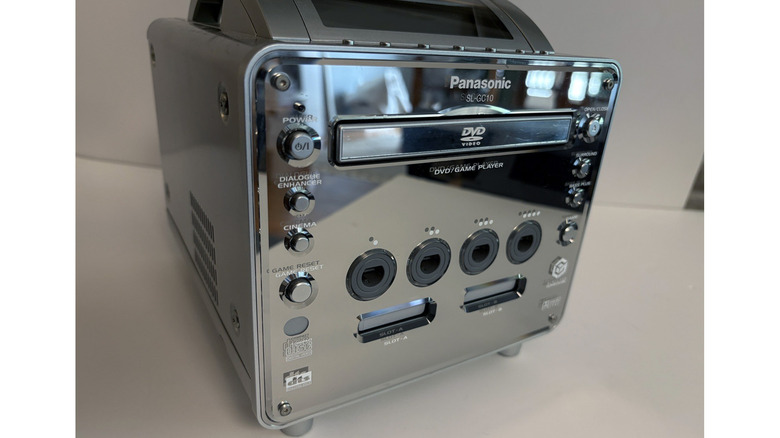 Closeup of the front of the Panasonic Q system.