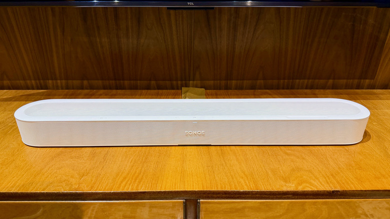 A white Sonos Beam Ultra speaker.