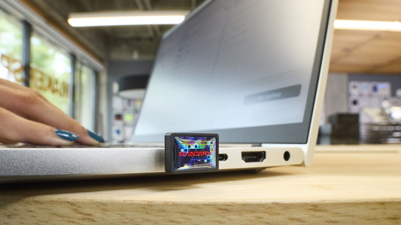 The SanDisk Extreme Fit in the USB-C port of a laptop