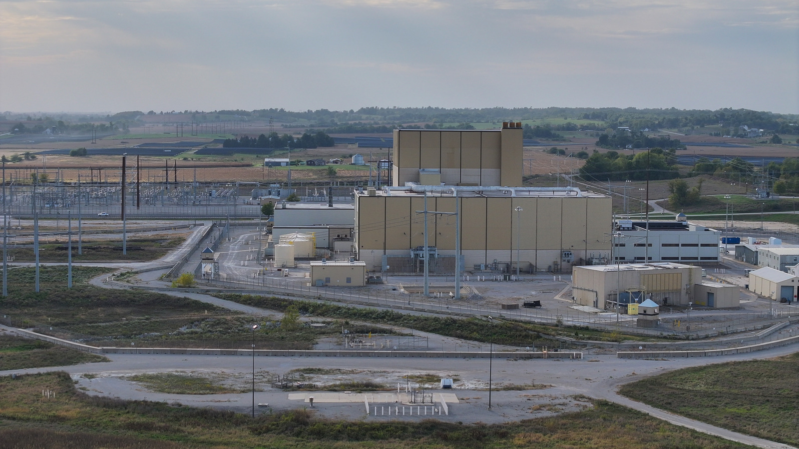 US regulator approves $1.9 billion loan to spin up Iowa's dead nuclear reactor for Google